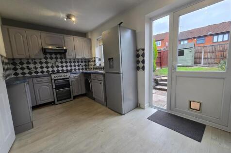 Peregrine Grove, Kidderminster photo 5