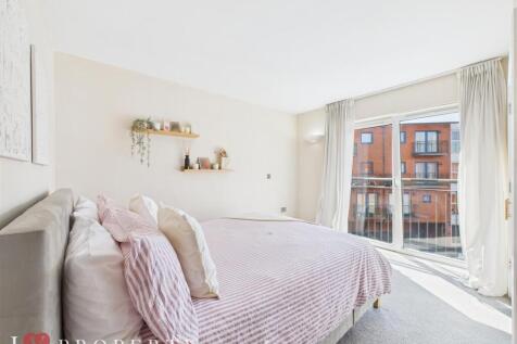 CAM05016G0-PR0058-ST