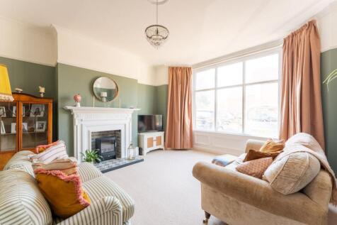 Click to visit Rightmove listing