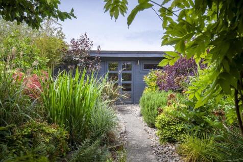 Garden/Summer House