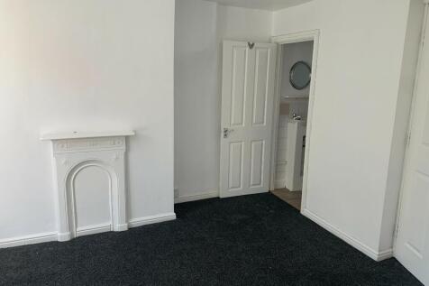 Bow Street, Guisborough, North Yorkshire, TS14 photo 3