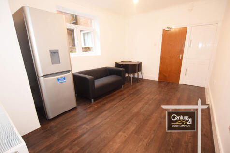 |Ref: R153083|, Tennyson Road, Southampton, SO17 2GW photo 4