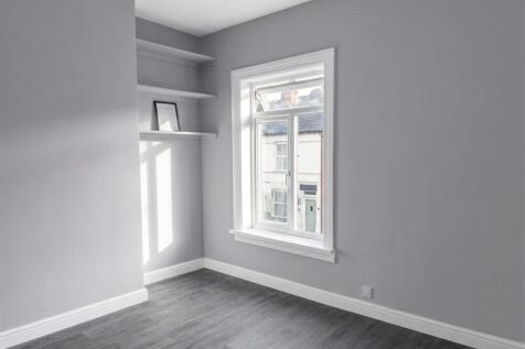 23, Belgrave Road, Sale, Trafford, M33 photo 3