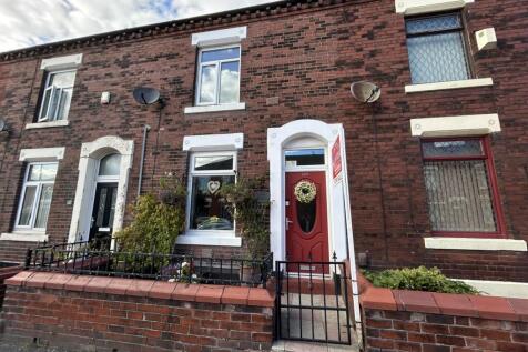 Oldham, OL9 - property photo
