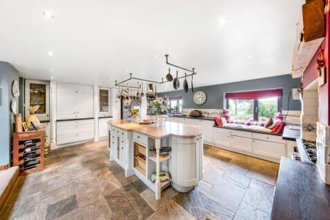 LIVING DINING KITCHEN