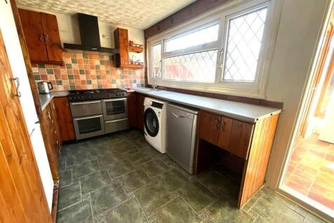 Nottingham Close, WATFORD photo 5