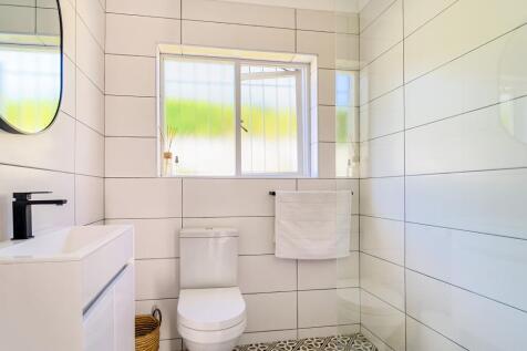 Cottage Bathroom
