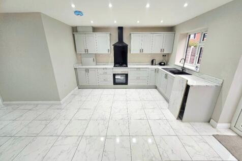 New Bank Street, Longsight, Manchester, M12 photo 3