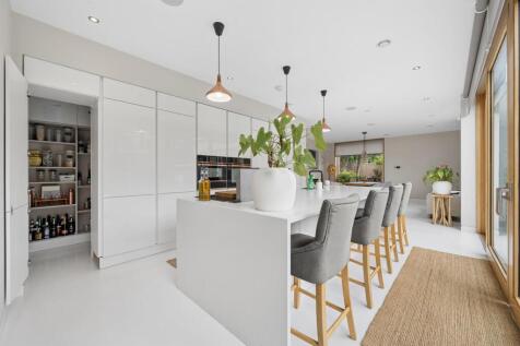 Open Plan Kitchen/Diner-Family Room