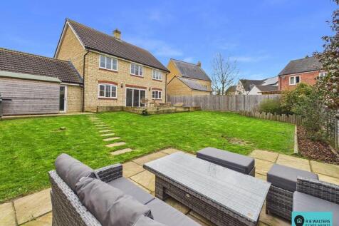 Garden/Rear