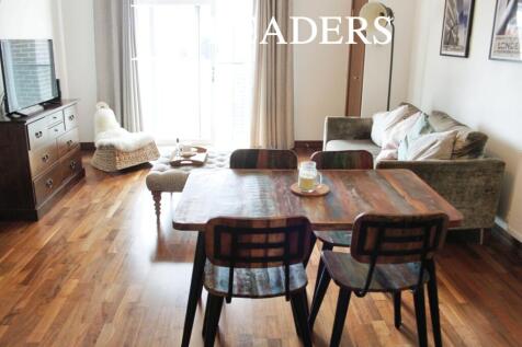 13943fd4-Lounge