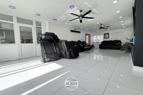 IMG_1646 (Large).jpg