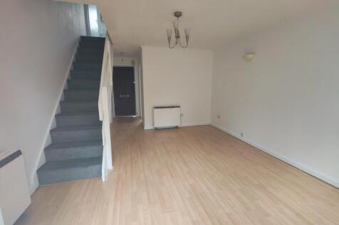 Beaconside Close ST16 photo 4