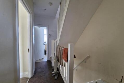 First floor landing.jpg