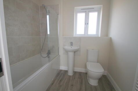 Danegeld Avenue, Great Denham, Bedford photo 5