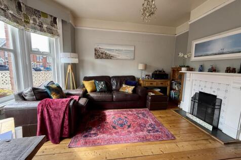 Sitting Room: