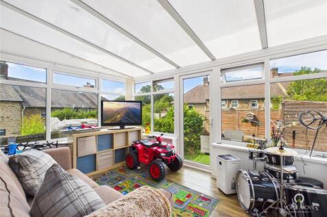 St. Marys Crescent, Blackhill, Consett, Durham, DH8 photo 5