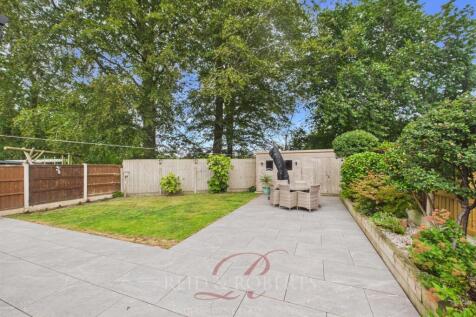 CAM05148G0-PR0207-STILL036.jpg