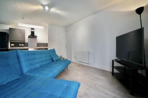 Lounge1.jpg