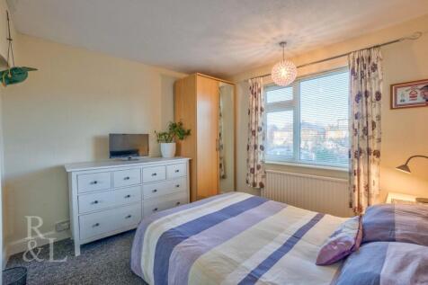 123 Eltham Road (11).jpg