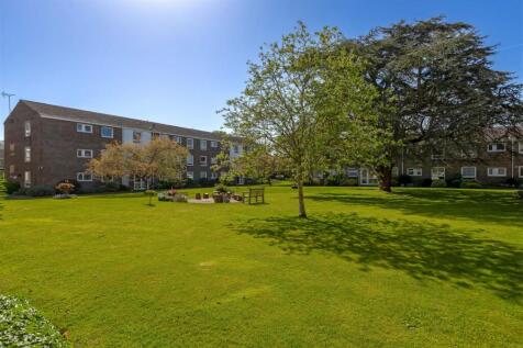 Exeter Court_10.jpg