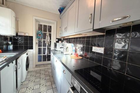 processed-3E2B6A4...