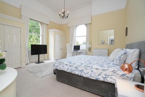 7 Regency Mews-4.jpg