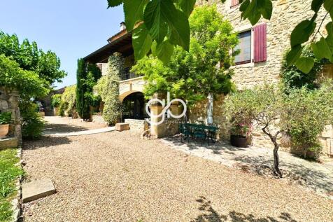 Guest Accommodation