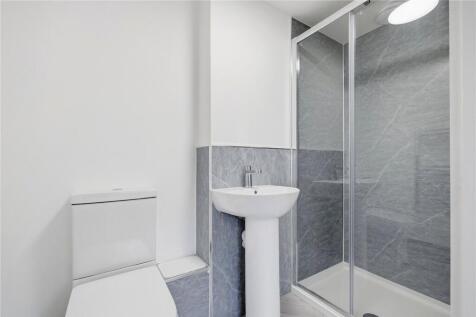 En Suite Shower Room
