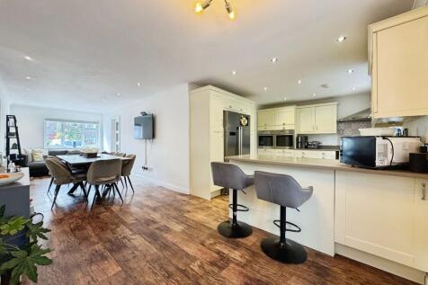 Kitchen/dining area