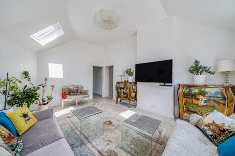 1287395-8-68249ce...