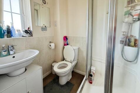 70f166ba--4F64-A8...