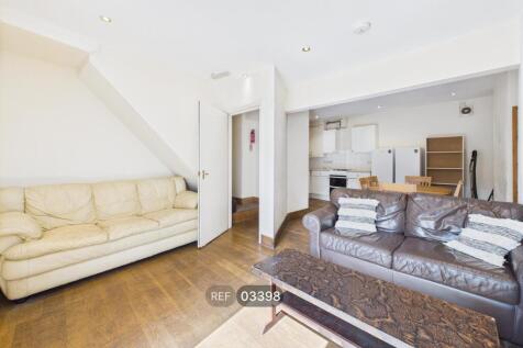 Kitchen/Living area