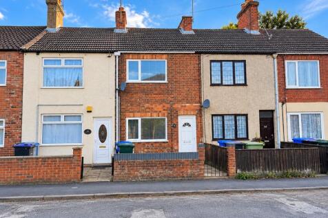 2-bed house on Freiston Road, Boston, £850/mo