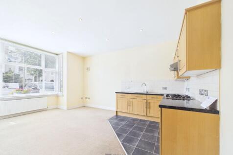 Living Room/Kitchen