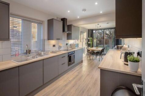 Family Dining Kitchen