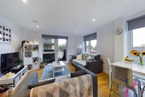 Manchester, M4 - property photo