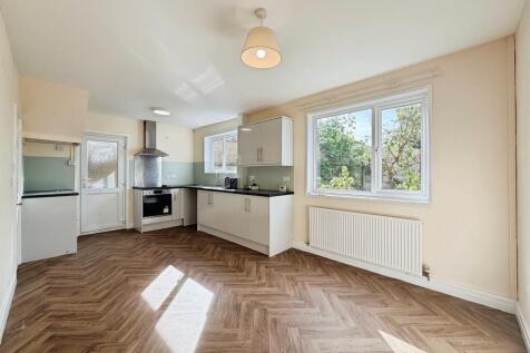 Ingleton Drive, Hala, Lancaster, LA1 photo 3