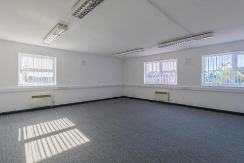 110 Burcott Road, Avonmouth WEB-12.jpg