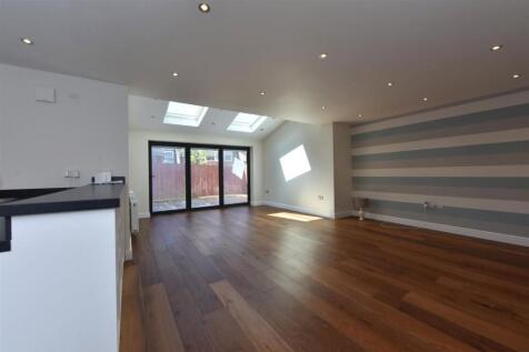Stone Mason Crescent, Ormskirk, L39 photo 4