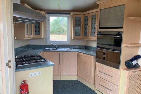 New Pond Road, Benenden, Cranbrook, Kent, TN17 photo 2