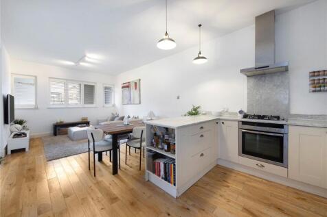 Living Area/Kitchen