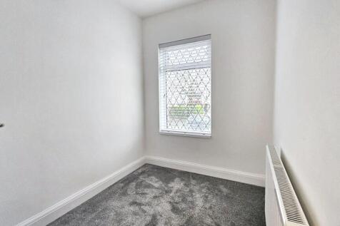 WhatsApp Image 2025-11-13 at 15.30.18 (4).jpeg