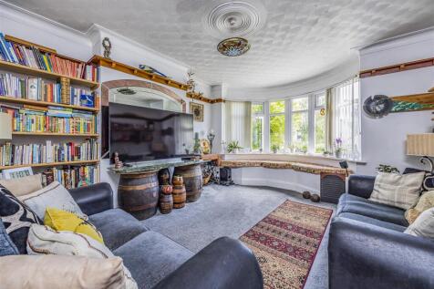 40 Stakes Hill Road, Waterlooville-PorticoMarketin