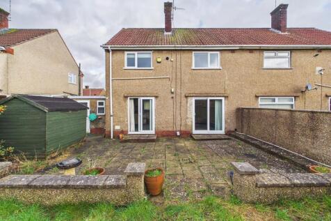15 - Three bedroom semi-detached house.jpg