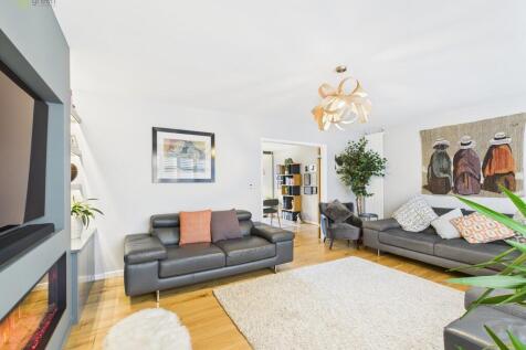 CAM03830G0-PR0240...