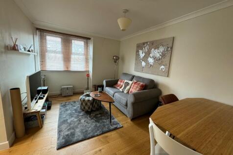 Trowbridge Road, Bradford-On-Avon, Wiltshire, BA15 photo 3