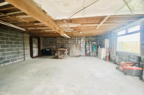 Double Garage