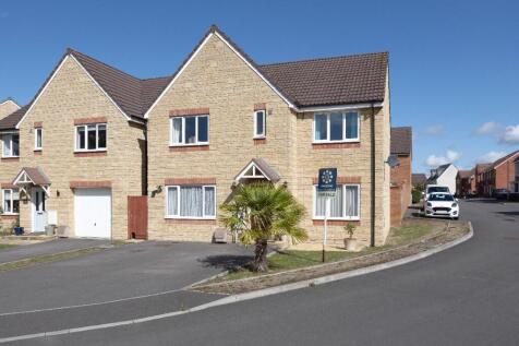 Trowbridge, BA14 - property photo