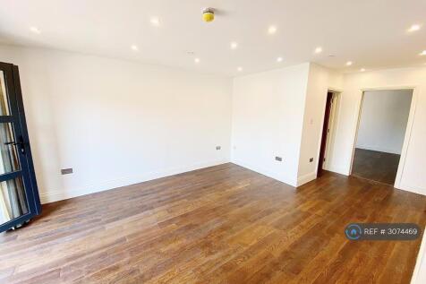 Farmer Road, London, E10 photo 3